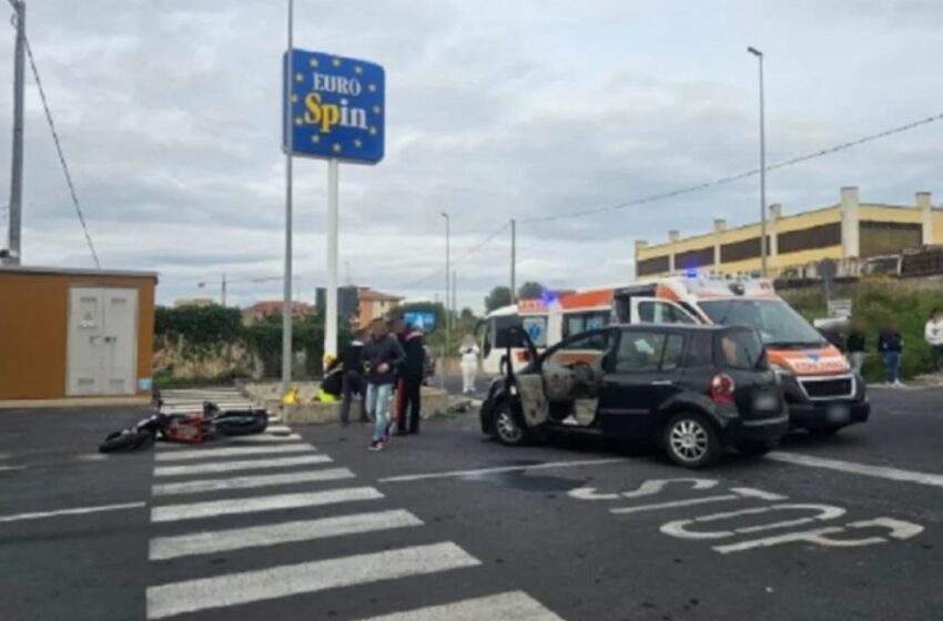 incidente scontro auto moto