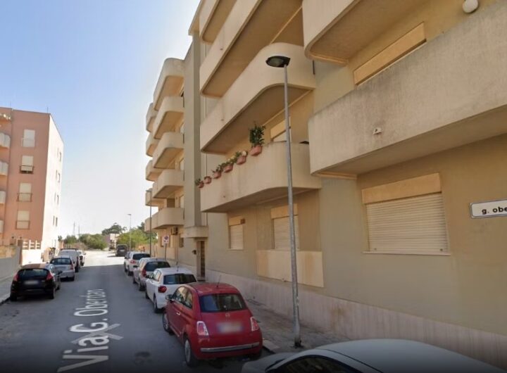 marsala_donna cade dal balcone