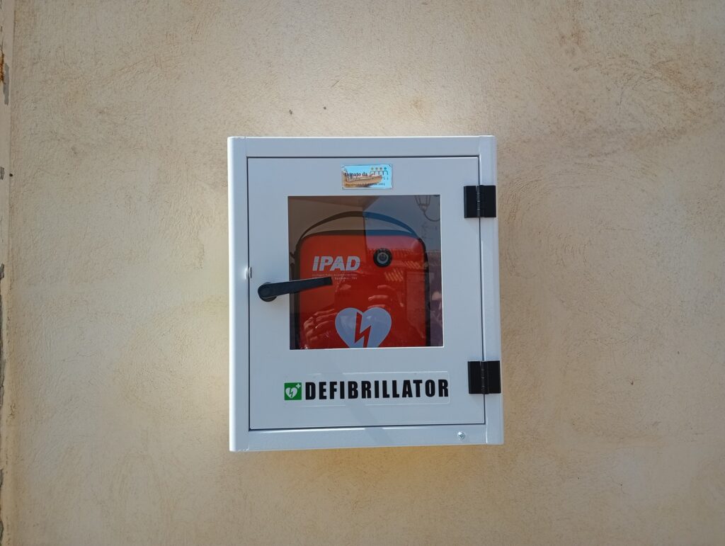 DEFIBRILLATORE1