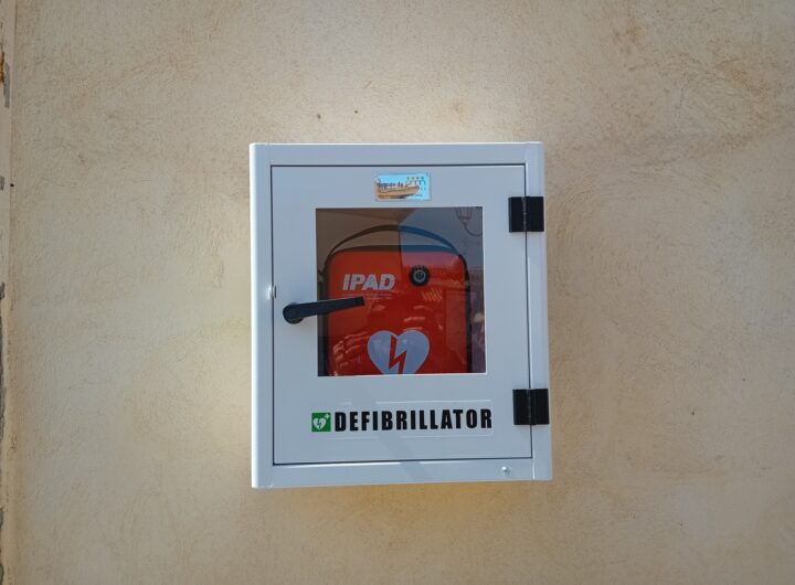 DEFIBRILLATORE1