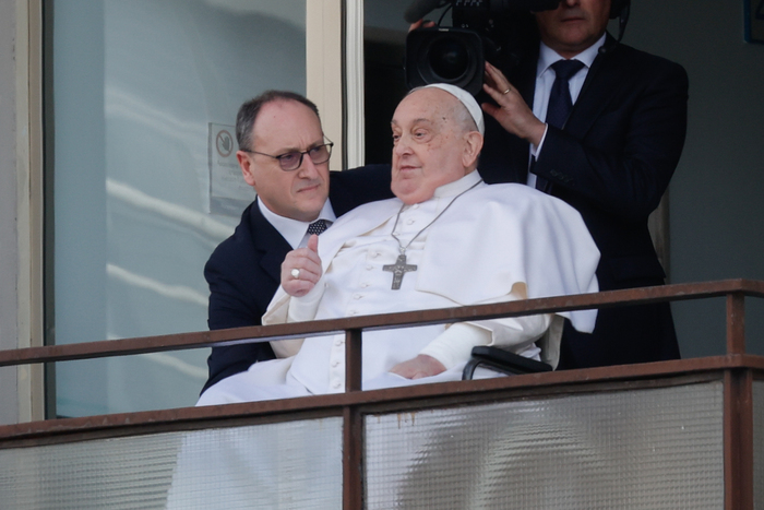 Pope Francis delivers his blessing, after the Angelus prayer, from a window of the Agostino Gemelli Hospital in Rome. Pope Francis will be discharged today with prescription for two months of rest after spending more than five weeks in the hospital or a bilateral pneumonia, Italy, 23 March 2025. ANSA/GIUSEPPE LAMI